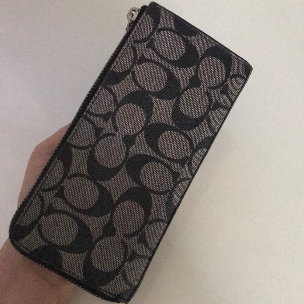 Coach wallet - Picture 2 of 4